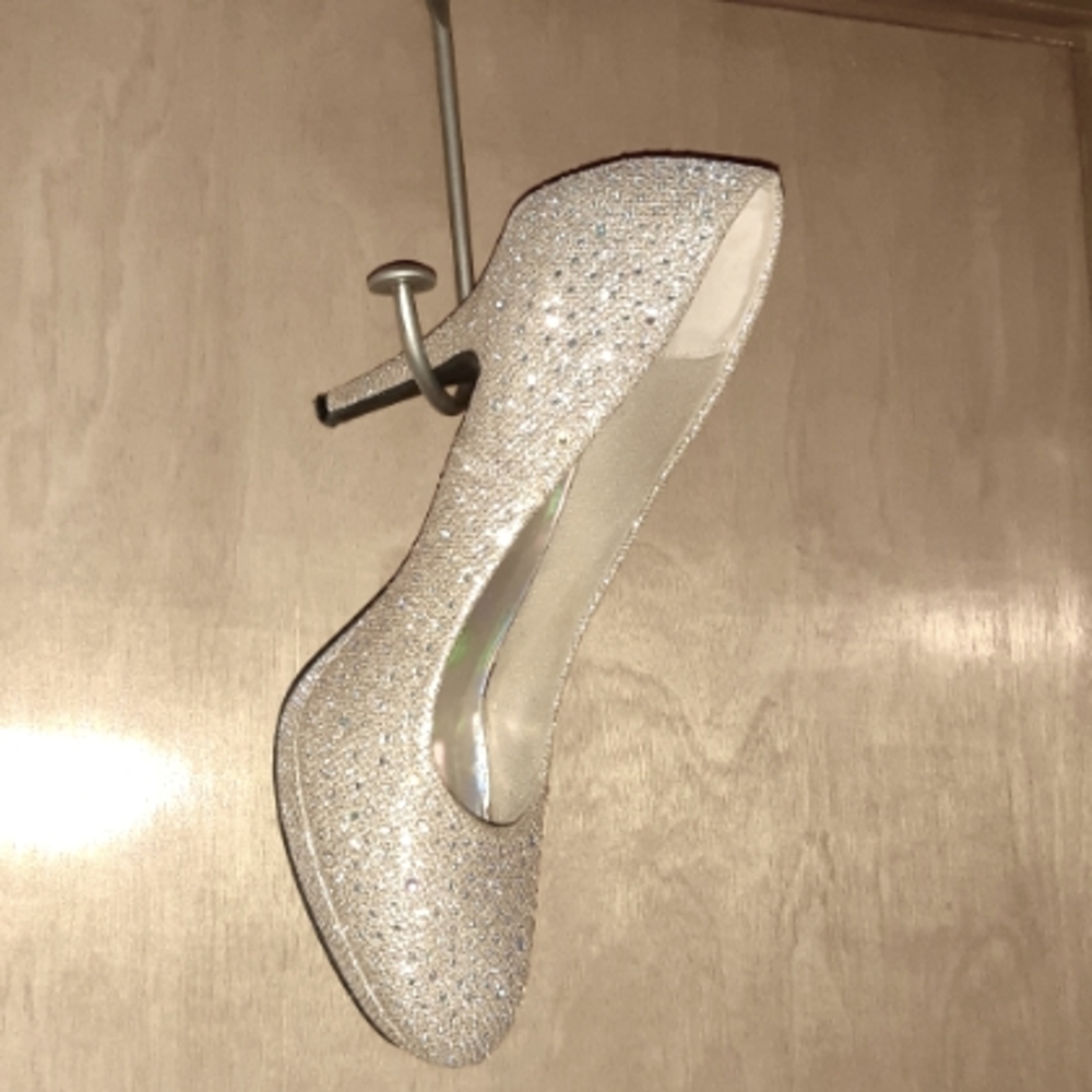 Dress heels 9-1/2 Medium